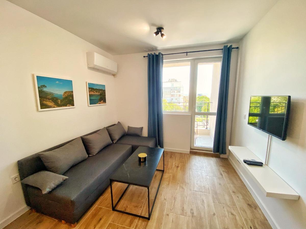 Emma'S Sweet Apartment - Close To Varna Centre Esterno foto
