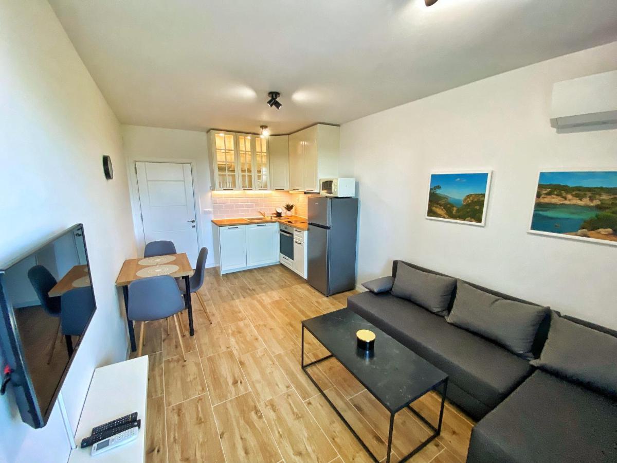 Emma'S Sweet Apartment - Close To Varna Centre Esterno foto